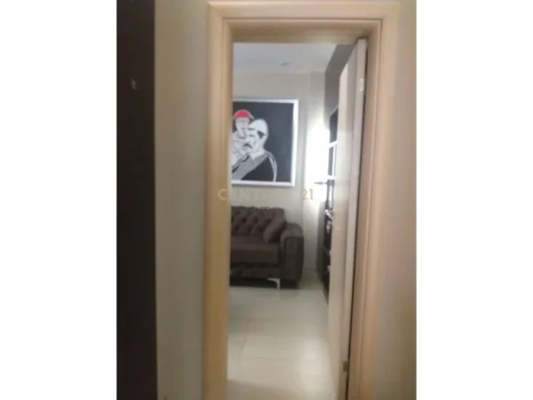 Tirane, jap me qera ambjent biznesi , 35 m² 600 € (Myslym Shyri)