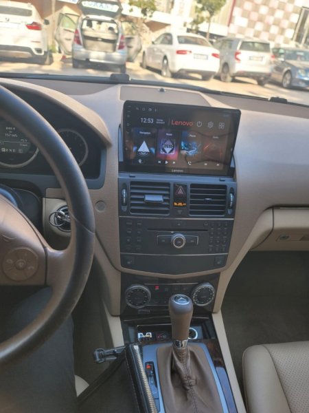Tirane, shitet makine MERCEDES BENZ Benzin+Gaz, blu automatik 157.000 km 6.600 €