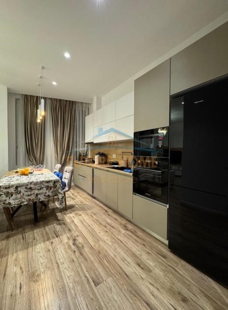 Tirane, shitet apartament 2+1 Kati 0, 87 m² 180.000 € (Rruga Frosina Plaku)