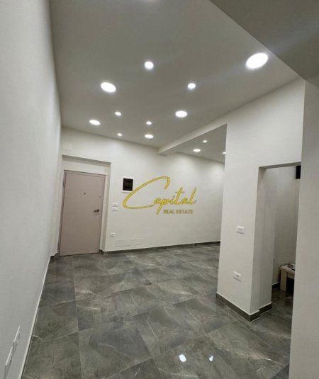 Tirane, shitet ambjent biznesi Kati 0, 70 m² 525.000 € (RRUGA SULEJMAN DELVINA)