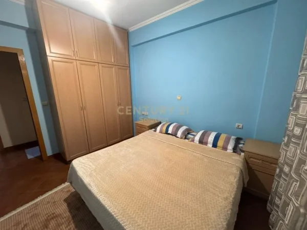 Tirane, jepet me qera Kati 2, 550 m² 550 € (Astir)