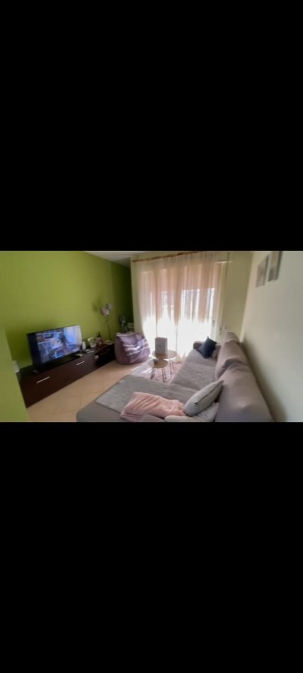 Tirane, jepet me qera apartament 1+1 Kati 3, 62 m² 600 € (selvia)