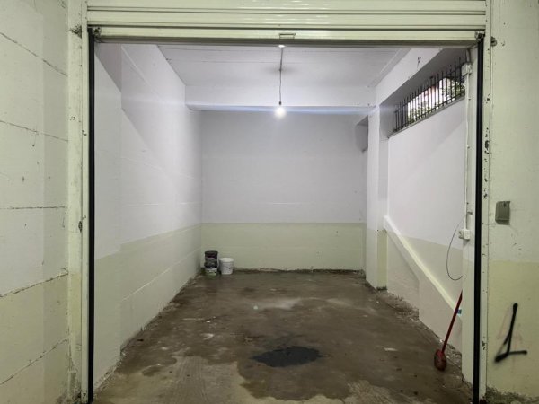 Tirane, shitet garazh | post parkimi Kati -1, 44 m² (Astir)