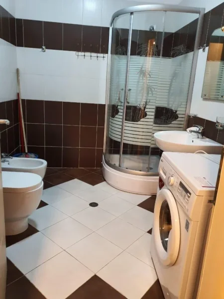 Tirane, shitet apartament 2+1+Aneks+Ballkon Kati 6, 116 m² 250.015 € (Rruga e Kavajes)