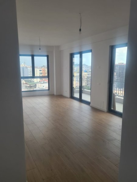 Tirane, jepet me qera apartament Kati 9, 75 m² 700 € (Tefta Tashko)