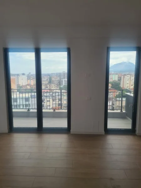 Tirane, jepet me qera apartament Kati 9, 75 m² 700 € (Tefta Tashko)