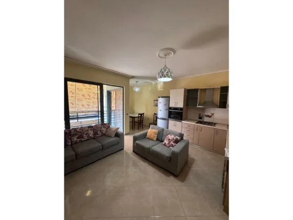 Tirane, shitet 2+1 Kati 8, 84 m² 135.000 € (ASTIR, VILA L)