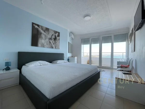 Durres, shitet garsonier 4+1+Ballkon Kati 15, 146 m² 275.000 € 