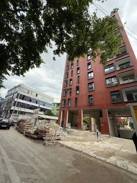 Tirane, shitet apartament 2+1 Kati 4, 115 m² 190.000 € (5 MAJI)