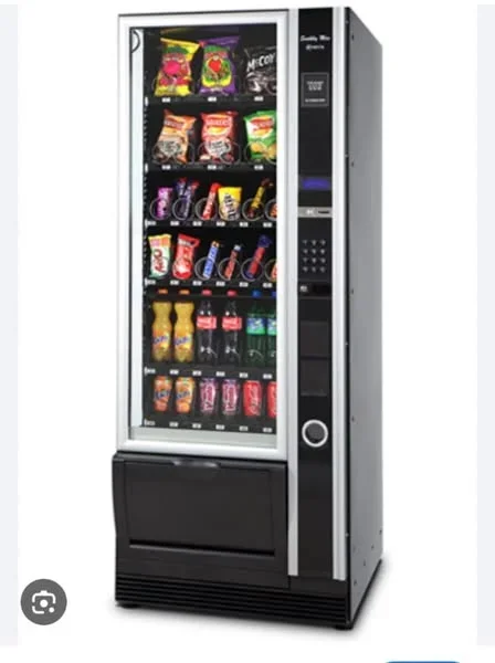 Durres, ofroj Shiten Distributor Automatik per Kafe dhe Snack ne Durres Gjithashtu disponojme edhe makineri per Cigare si dhe Expresa Gaia te markes Bianchi qe jane gati si te rinje dhe te pershtashem per restorante ,lokale,Bujtina ,Farmaci ,sht...