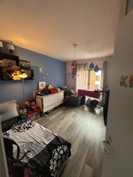 Tirane, shitet apartament 2+1+Ballkon Kati 4, 110 m² 320.000 € (Delijorgji)