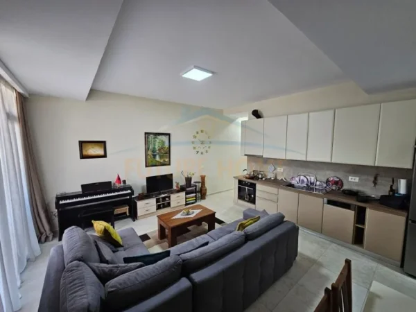 Tirane, shitet apartament 1+1+Aneks+Ballkon Kati 4, 73 m² 199.000 € (myslym shyri)