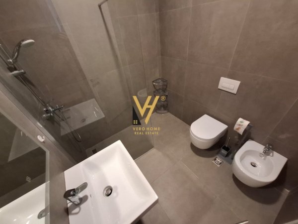 Tirane, jepet me qera apartament 1+1+Ballkon Kati 6, 65 m² 600 € (KOMPLEKSI DELIJORGJI)