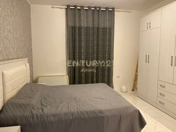 Tirane, jepet me qera apartament 2+1 Kati 5, 115 m² 750 € (Astir)