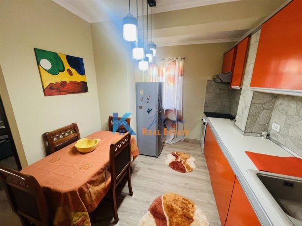 Tirane, jap me qera apartament 2+1 Kati 4, 70 m² 600 € (Stadiumi Dinamo)
