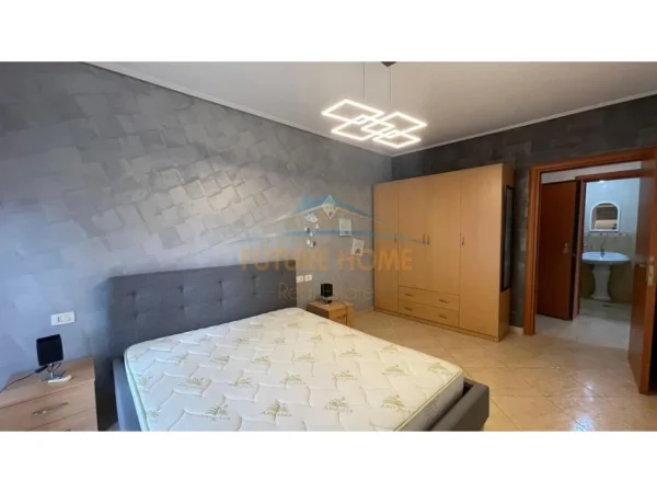 Tirane, shitet apartament 2+1 Kati 4, 99 m² 190.000 € (Ish-Parku i Autobusave, Tirane.)