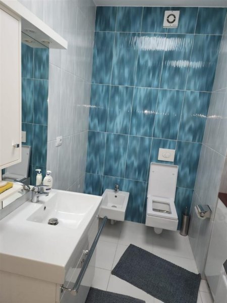Tirane, jap me qera apartament 2+1+Ballkon Kati 19, 115 m² 1.600 € (stadiumi air albania)