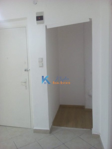 Tirane, jap me qera zyre Kati 2, 70 m² 65.000 Leke (Bulevardi Gjergj Fishta)