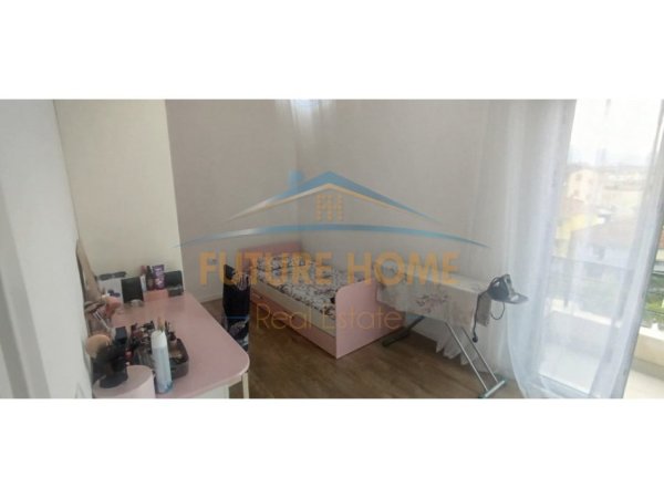 Tirane, jepet me qera apartament 2+1 Kati 5, 68 m² 500 € (Selite)