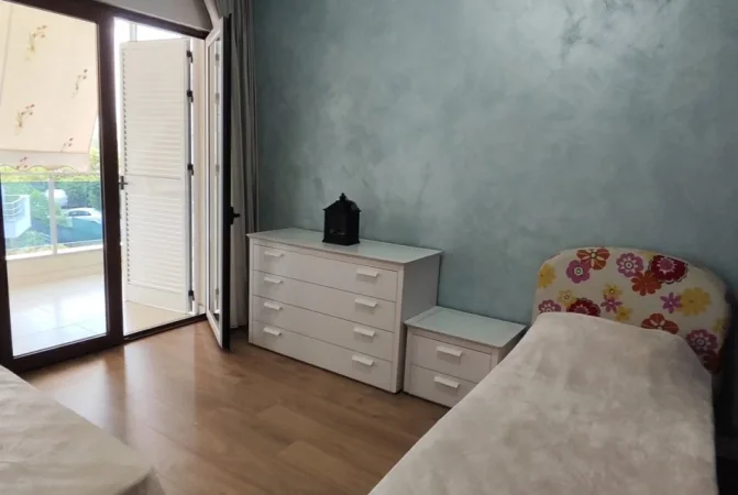 Tirane, shitet apartament 2+1 Kati 3, 112 m² 163.000 € (Rruga Shefqet Kuka)