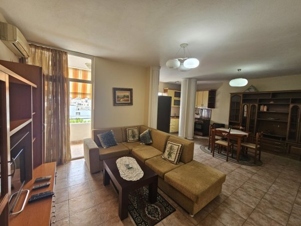 Tirane, jepet me qera apartament 1+1 Kati 5, 86 m² 600 € (SHESHI WILLSON)