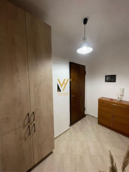Tirane, jepet me qera apartament 1+1+Ballkon Kati 3, 70 m² 450 € (KODRA E DIELLIT)