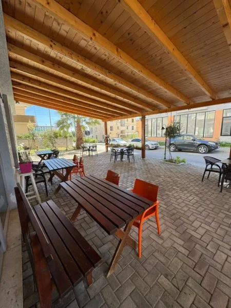 Durres, shitet bar-resorant Kati 0, 200 m² 150.000 € (Golem)