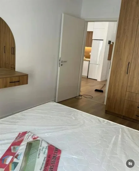 Tirane, jap me qera apartament 1+1+Ballkon Kati 5, 60 m² (Ali Dem, Kompleksi Kaimi)