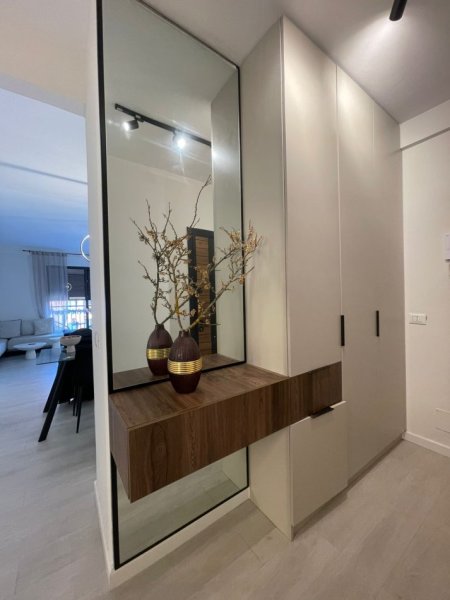Tirane, jepet me qera apartament 2+1 Kati 5, 90 m² 800 € (kodra e diellit)