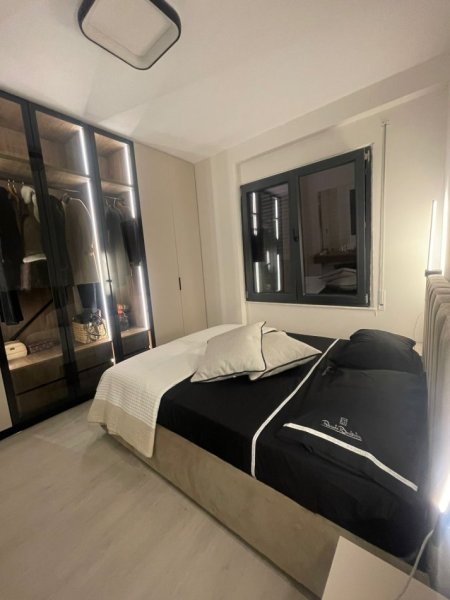 Tirane, jepet me qera apartament 2+1 Kati 5, 90 m² 800 € (kodra e diellit)