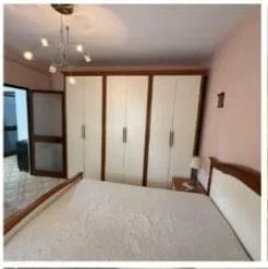 Tirane, jepet me qera Vile 2+1 Kati 2, 130 m² 550 € (ali demi)