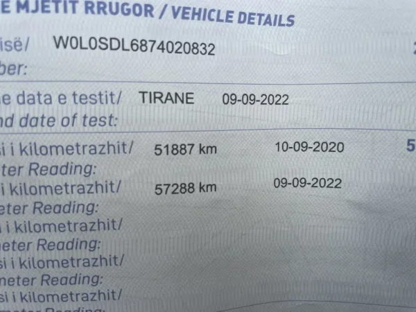 Tirane, shes makine Opel Benzin, gri metalizato manuale Kondicioner 66.500 km 4.200 €