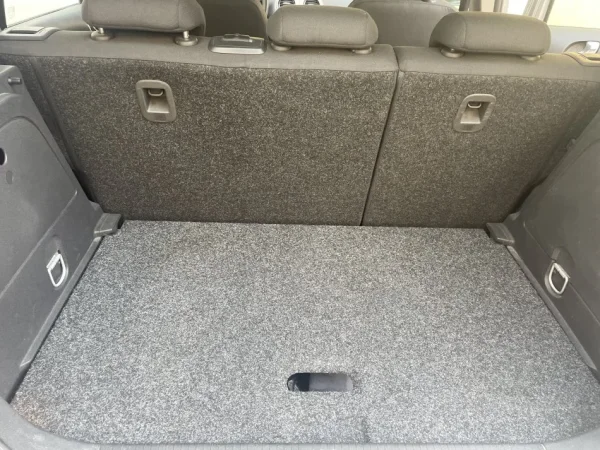 Tirane, shes makine Opel Benzin, gri metalizato manuale Kondicioner 66.500 km 4.200 €