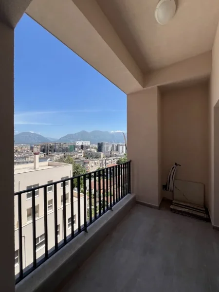 Tirane, shitet apartament 1+1 Kati 8, 75 m² 124.000 € (Dritan Hoxha)