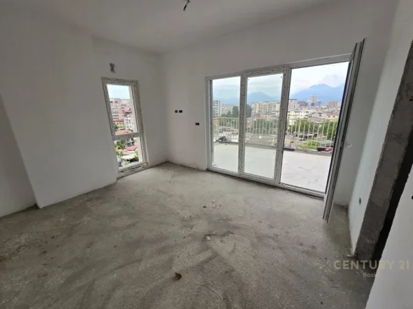 Tirane, shes apartament 3+1+3 , 247 m² 468.000 € (Zogu I Zi)