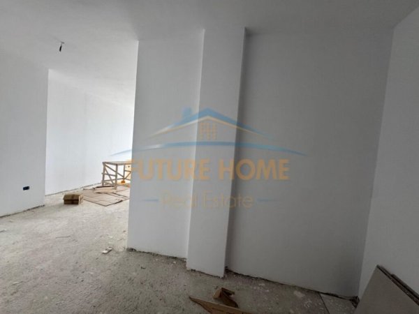 Qerret, shitet apartament 1+1+Ballkon Kati 7, 81 m² 129.000 € 