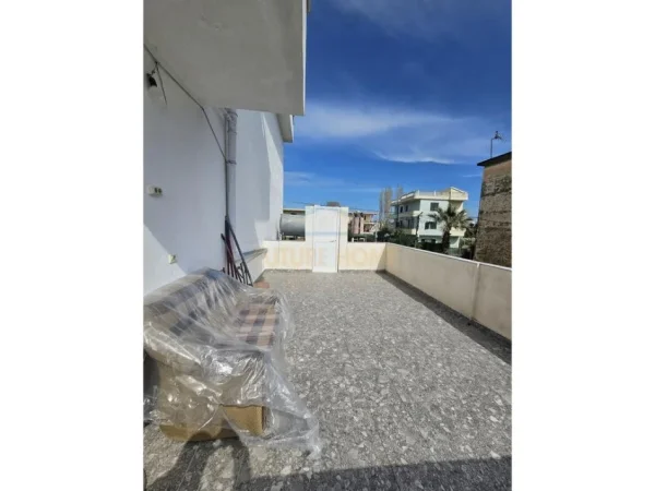 Shkozet, shitet apartament 2+1 Kati 2, 95 m² 85.000 € (Durres)