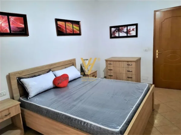 Tirane, shitet apartament 1+1+Ballkon Kati 4, 61 m² 115.000 € (5 MAJI)