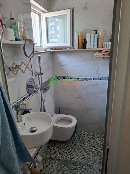 Tirane, shitet apartament 3+1 Kati 3, 128 m² 300.000 € (Komuna e Parisit)