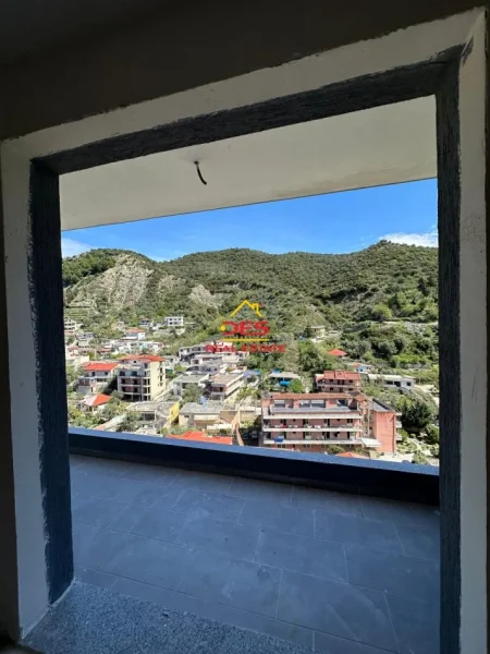 Vlore, shitet apartament 1+1+Ballkon Kati 10, 77 m² (Rruga Reshat Osmani)