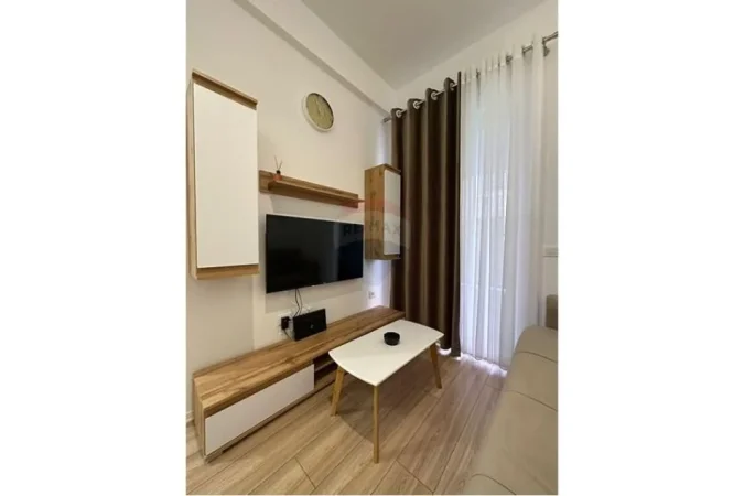 Tirane, jepet me qera apartament 1+1 Kati 3, 55 m² 400 € (Kompleksi Mangalem)