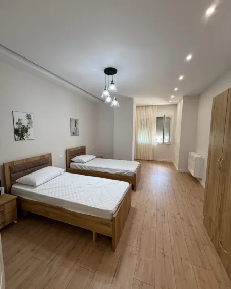 Shitet Apartament 2+1+2+ post parkimi ,  me pamje deti,Vollga – Durres