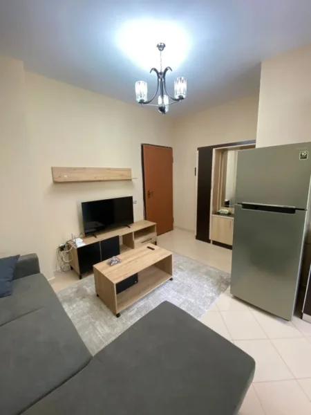 Tirane, shes apartament 1+1 Kati 3, 51 m² 113.000 € (Liqeni I thate)