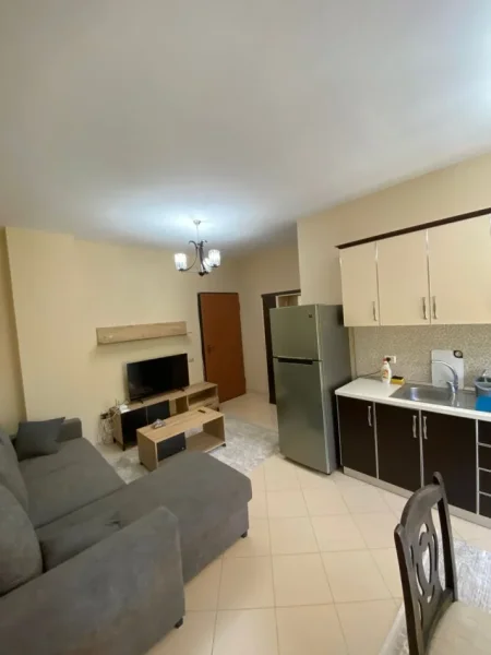 Tirane, shes apartament 1+1 Kati 3, 51 m² 113.000 € (Liqeni I thate)