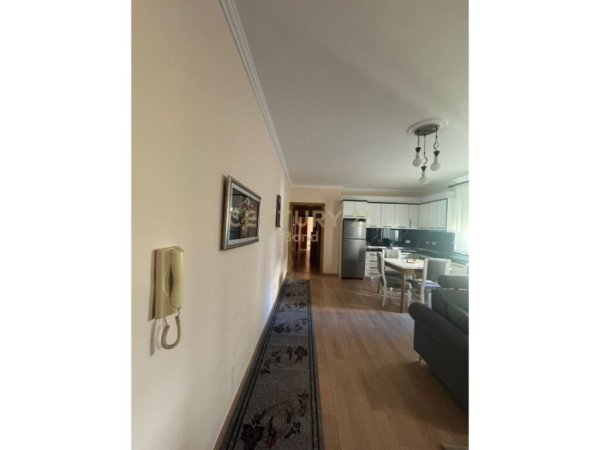 Tirane, shitet apartament 2+1 Kati 3, 96 m² 175.000 € (Liqeni i Thatë)