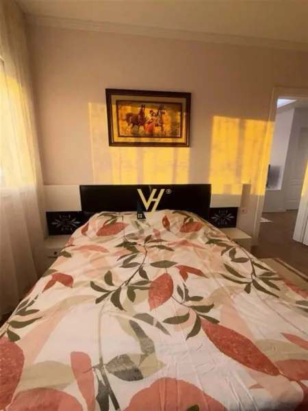 Tirane, jepet me qera apartament 2+1+Ballkon Kati 3, 75 m² 550 € (SAUK)