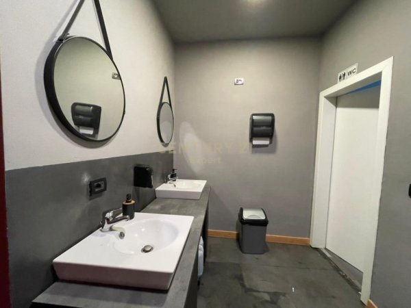 Tirane, shitet lokal Kati 0, 130 m² (RRUGEN E DURRESIT)