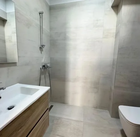 Tirane, shitet 2+1 Kati 3, 93 m² 265.000 € (RRUGA HAMDI SINA)