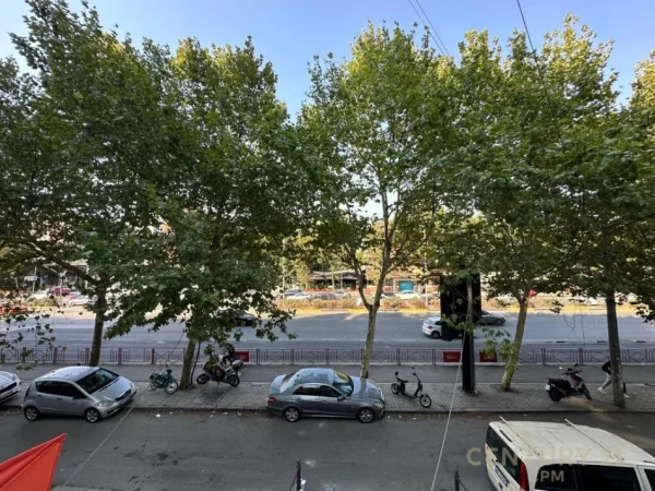 Tirane, jepet me qera dyqan Kati 0, 187 m² 3.500 € (rruga dritan hoxha)