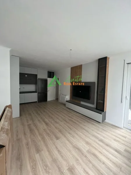 Tirane, shitet apartament 2+1+post Parkimi Kati 2, 92 m² 130.000 € (Univers City)